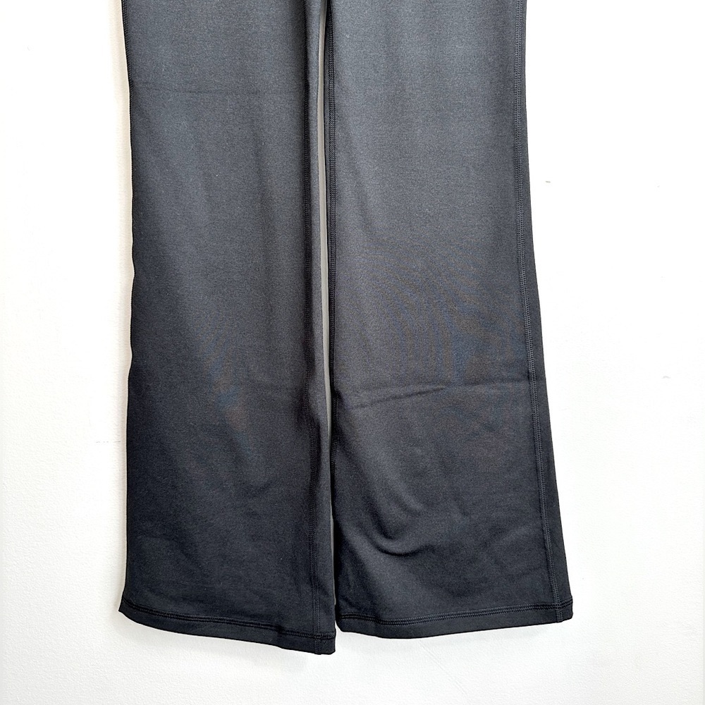 NWT Old Navy Extra High-Waisted CloudComfy Boot-Cut Leggings Black Jack Size SP - Picture 5 of 15